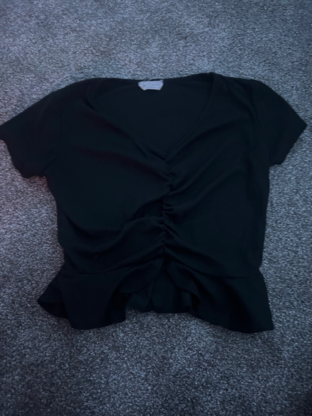 Black Ruched V-Neck Crop Top with Peplum Hem